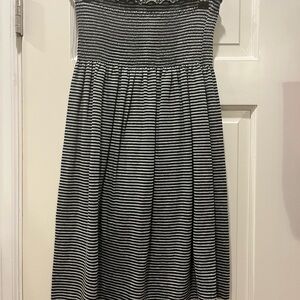 Old Navy Black and White Strapless Sundress